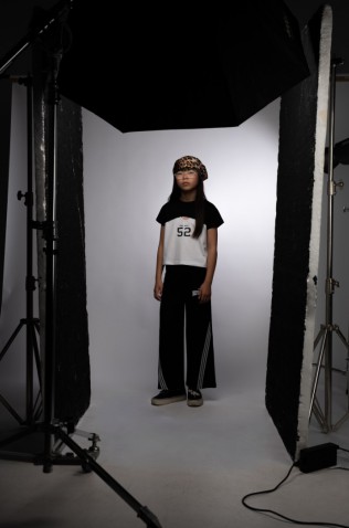 Σετ μπλουζάκι με παντελόνα  για κορίτσια EBITA 266005 λευκό-μαύρο