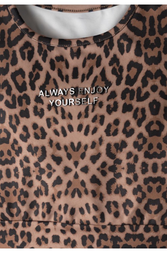 Σετ μπλουζάκι crop με ποδηλατικό κολάν  για κορίτσια EBITA 266014 λεοπάρ
