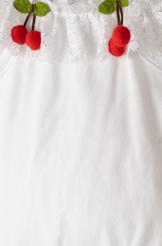 Σετ κορμάκι, φουστίτσα και καπέλο για μικρό κορίτσι ΕΒΙΤΑ 266523 λευκό-κόκκινο